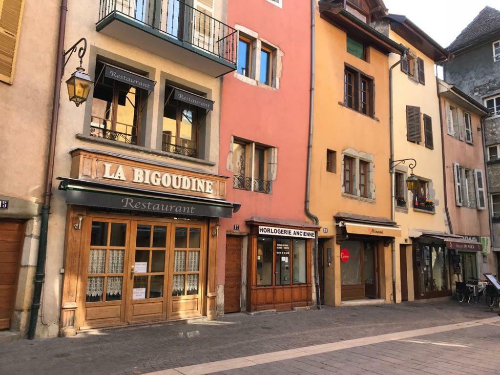 L'Authentik, Charme Et Confort En Vieille Ville Annecy Exterior photo